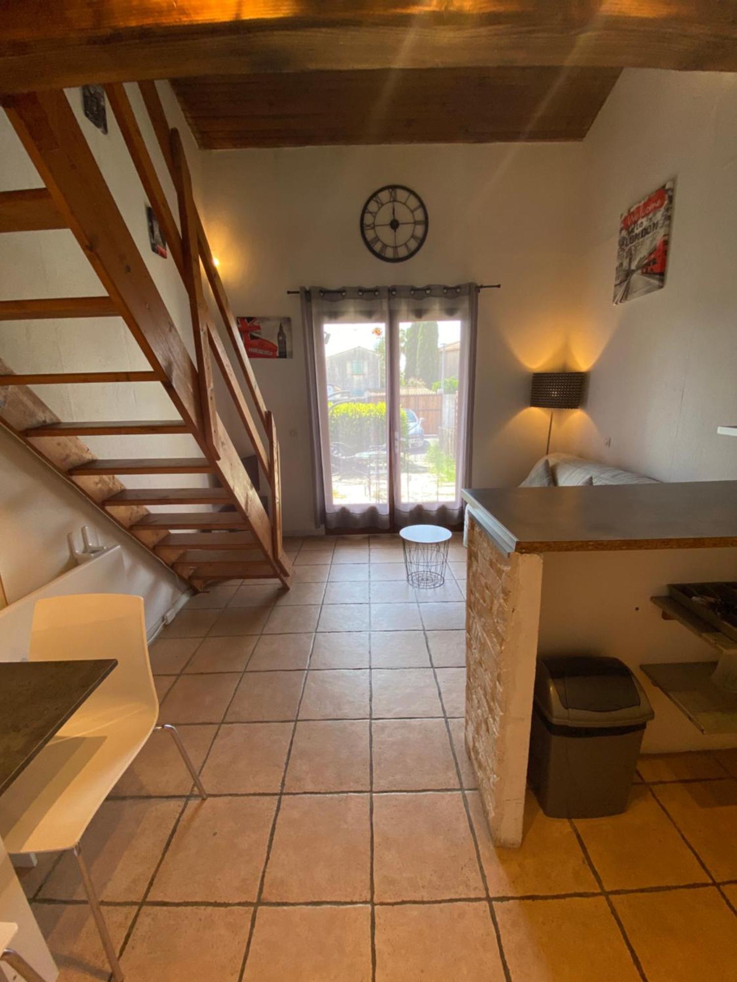 La Casa De Bianca Apartment Teyran Екстериор снимка
